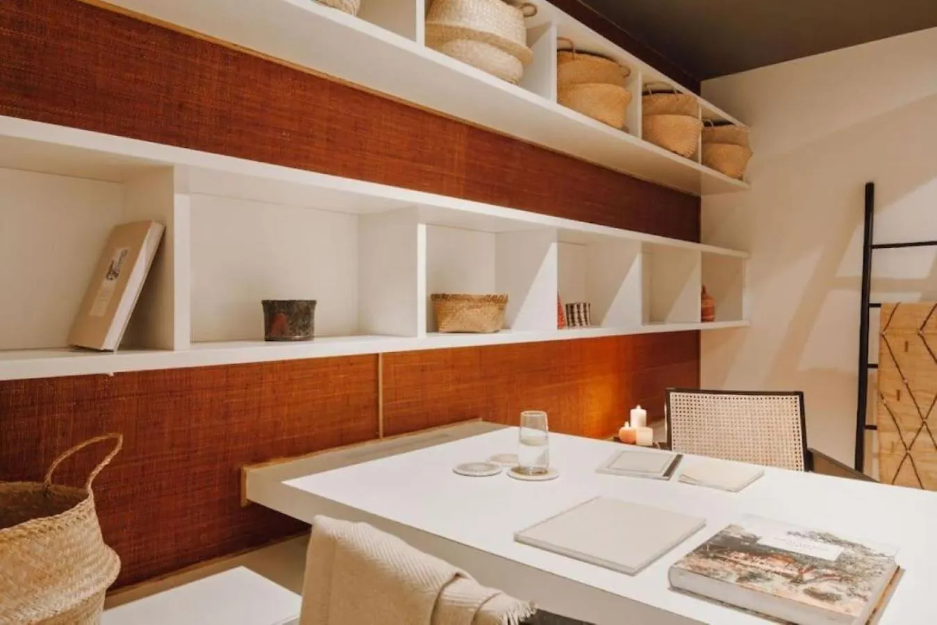 Babinga - 3 Bedroom And Balcony In Eixample Esquerra Barcelona Apartment